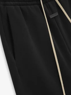 Fleece Relaxed Shorts
