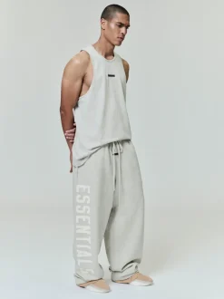 Lightweight Essential Tank