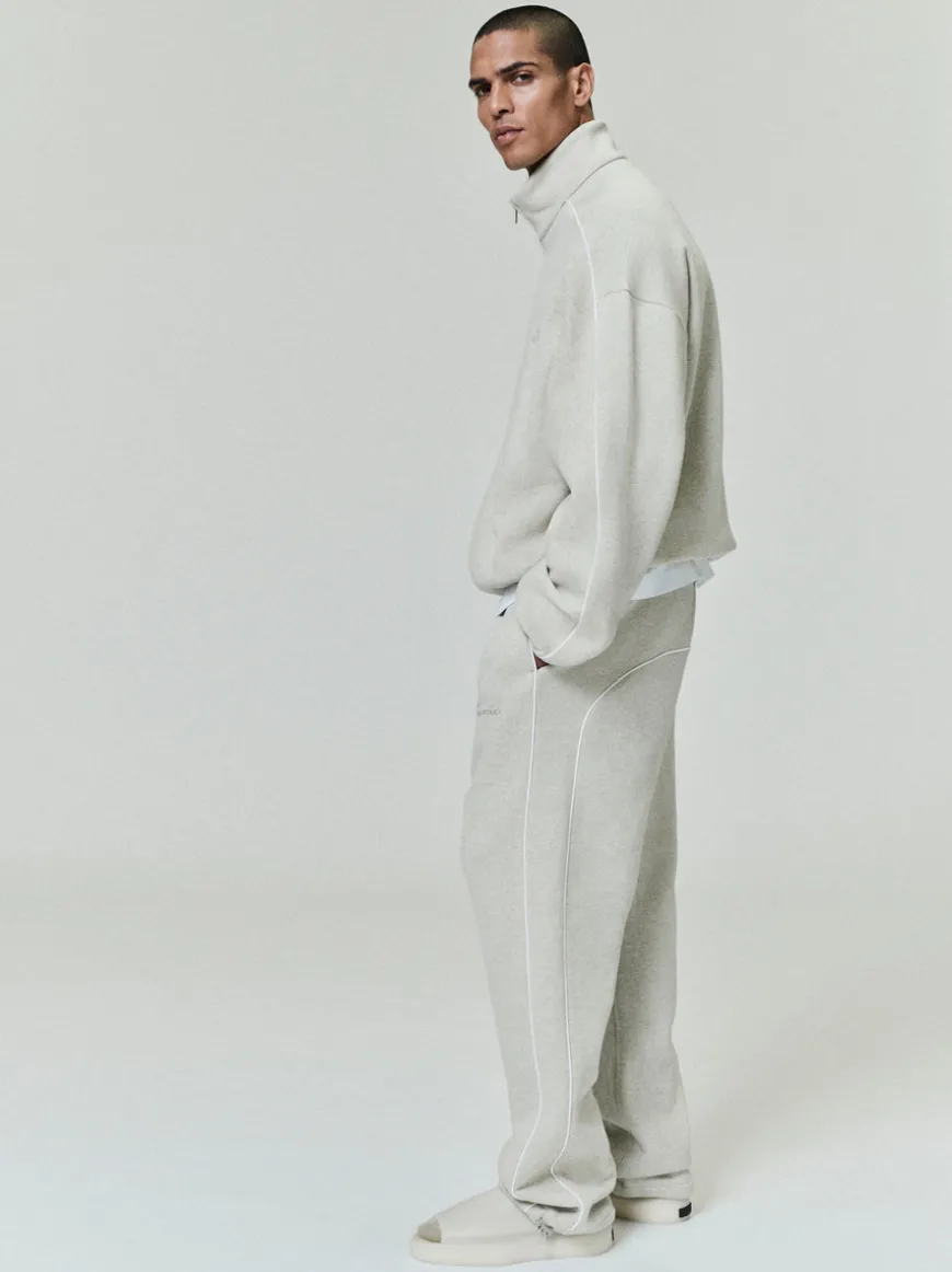 Relaxed Fleece Sweatpant With Piping