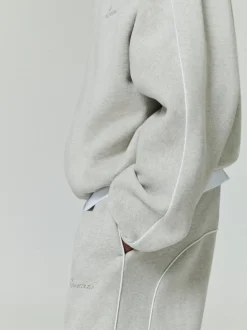 Relaxed Fleece Sweatpant With Piping