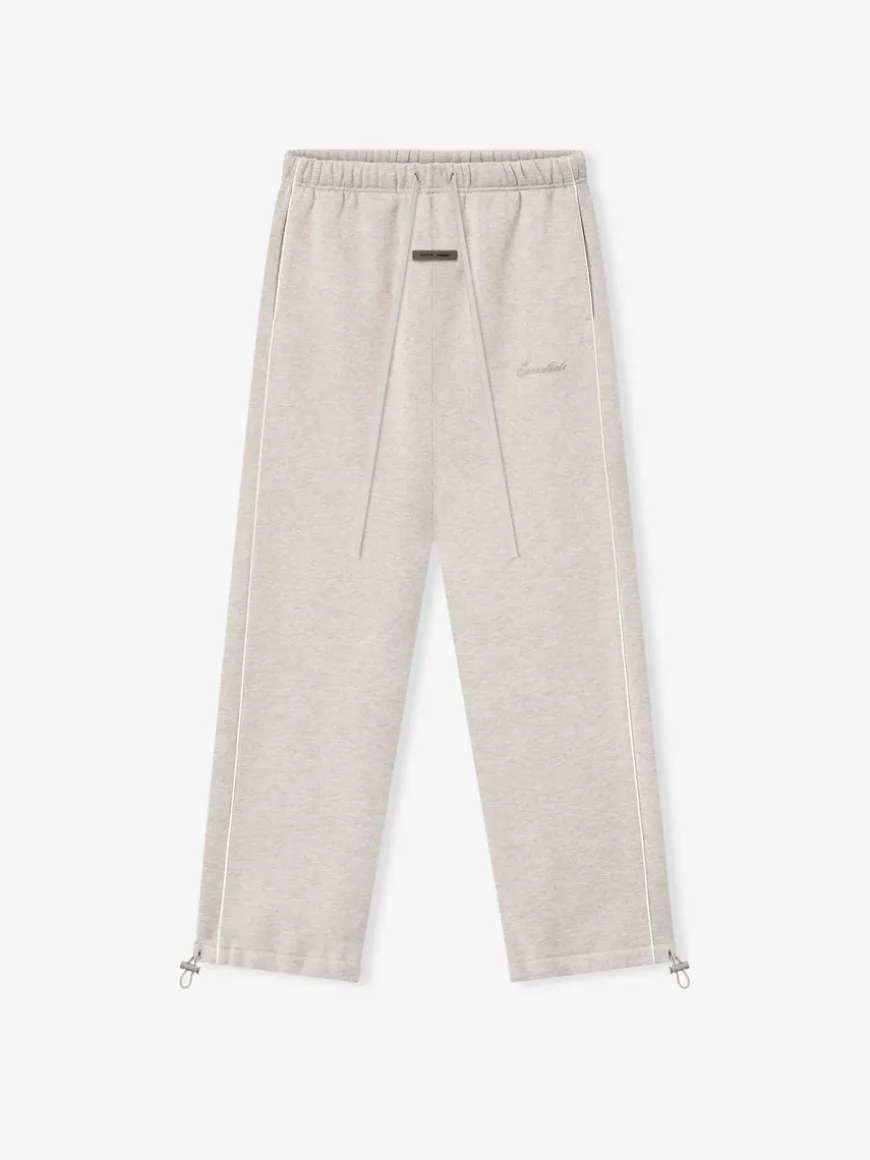 Relaxed Fleece Sweatpant With Piping