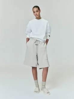 Relaxed Fleece Sweatshort With Piping