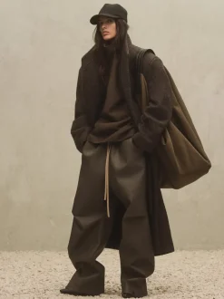 Rubber Knee Pleat Wide Leg Pant